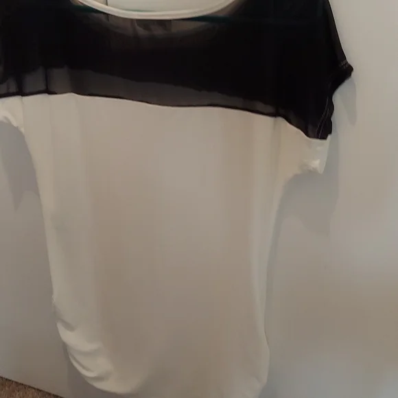 Top - Picture 3 of 4